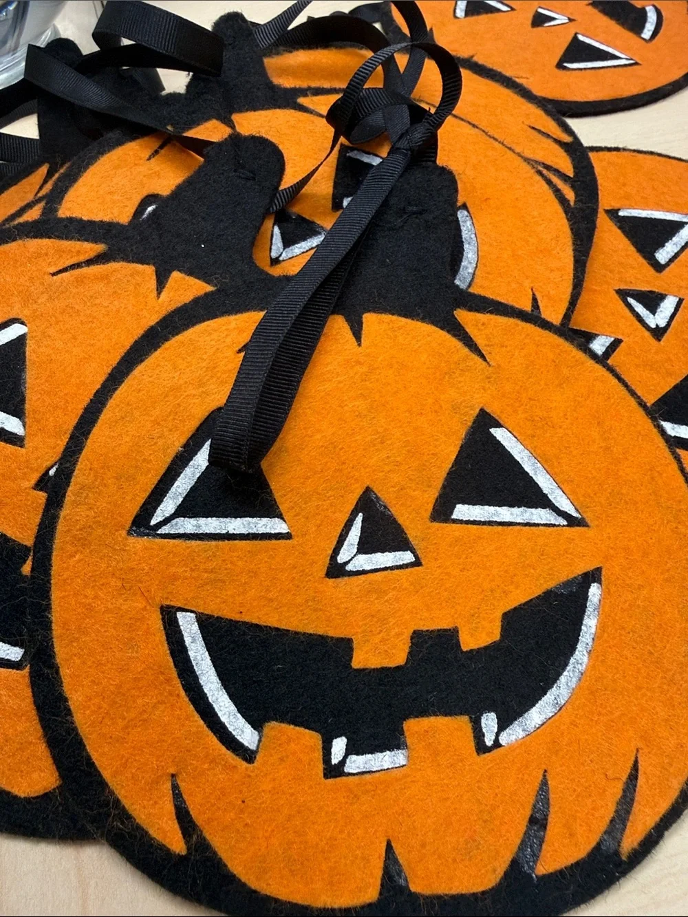 Pottery Barn Felt Halloween Jack-O'-Lantern Pumpkin Garland Banner 11 Faces